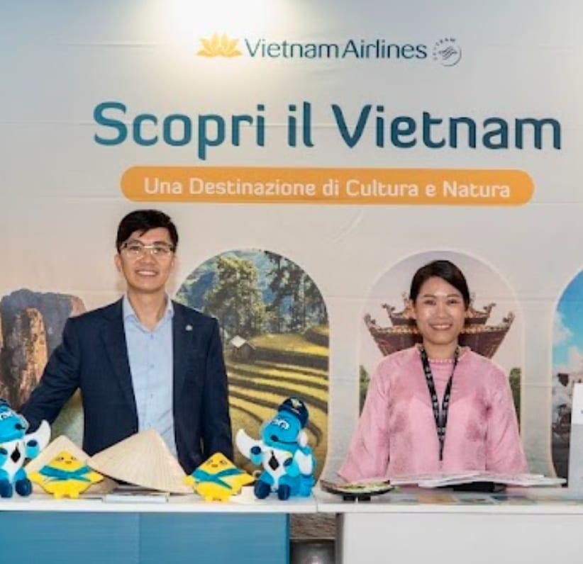 Lo stand di Vietnam Airlines e SEASIA Travel
